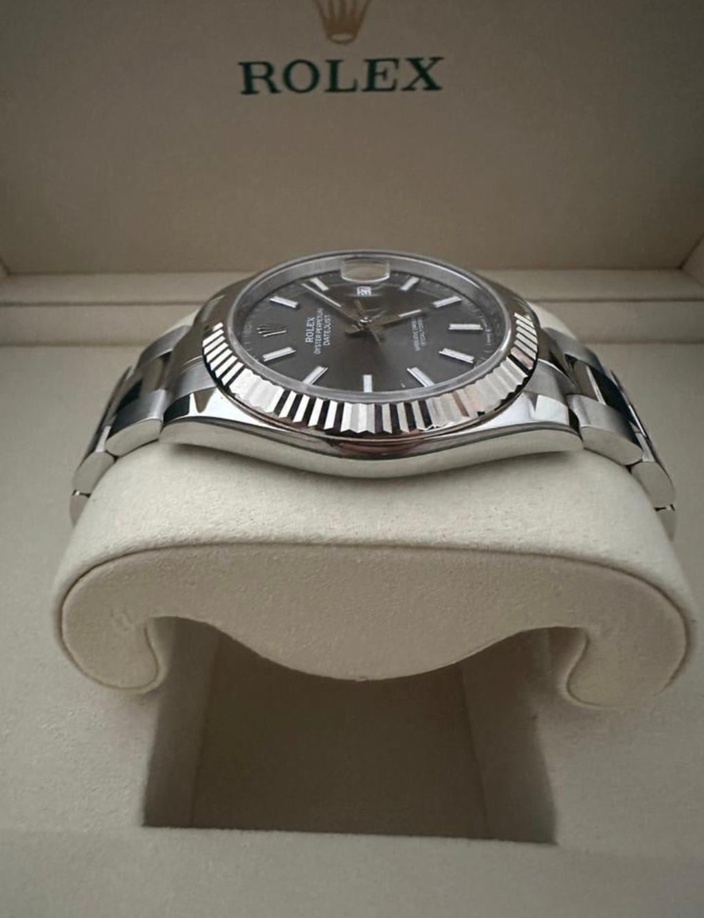 Rolex datejust 41 Neu ungetragen - Rhodium Dial 2025 Oyster - 126334