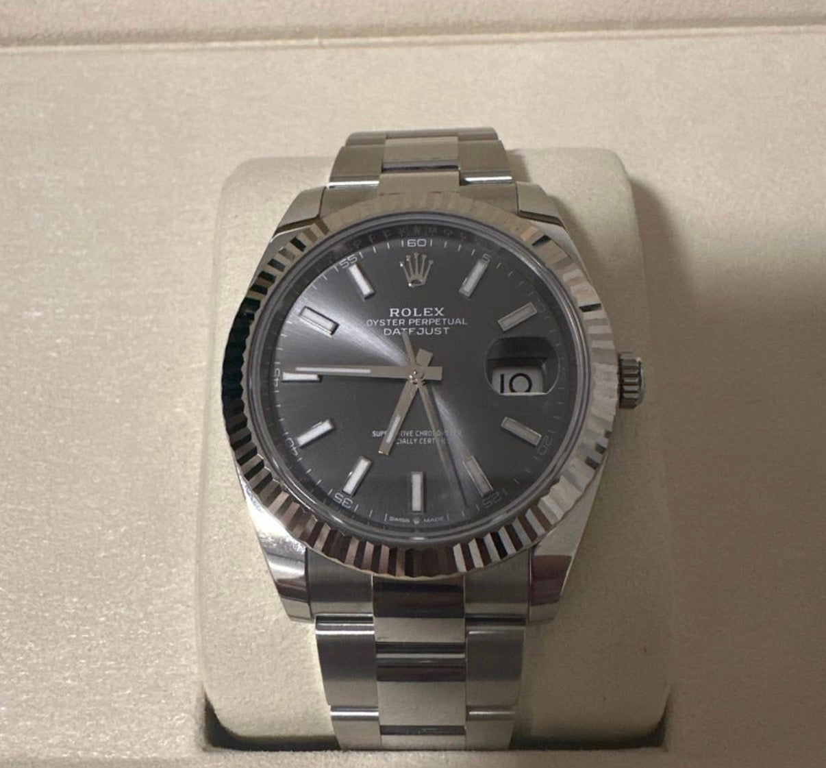 Rolex datejust 41 Neu ungetragen - Rhodium Dial 2025 Oyster - 126334